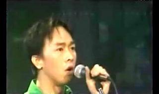 黄家驹哭唱海阔天空